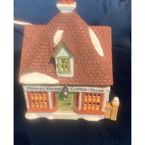 Department 56 Thomas Kersey Coffee House without the original box. - Picture 1 of 7